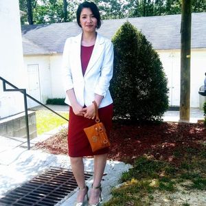 Meet your Posher, Debbie